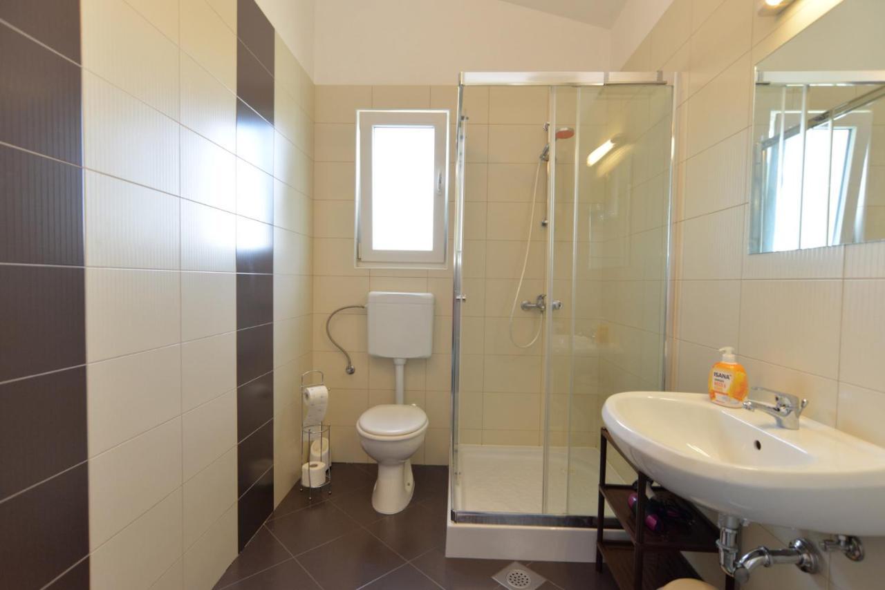 Apartments Bernarda 1773 Banjole Dış mekan fotoğraf