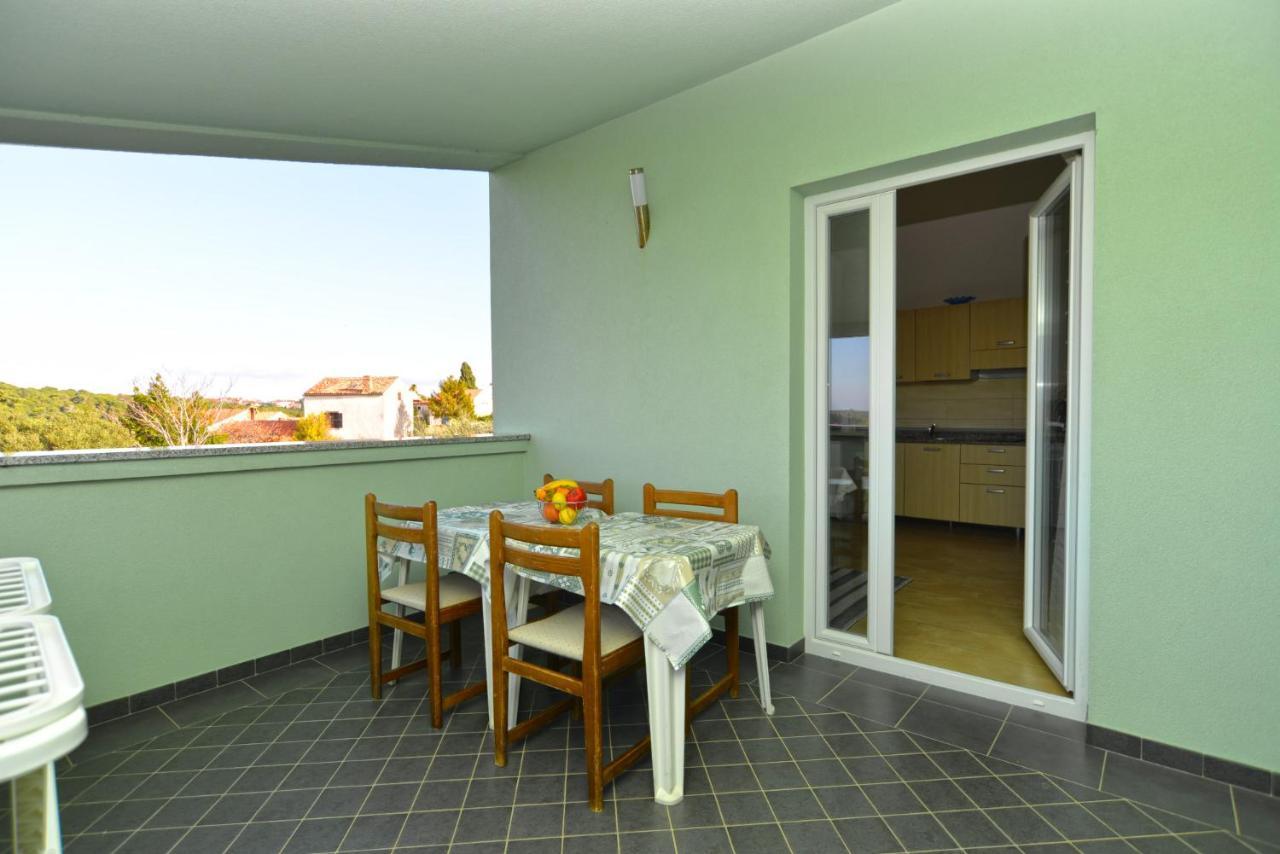 Apartments Bernarda 1773 Banjole Dış mekan fotoğraf