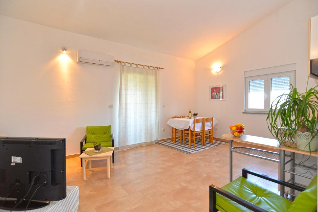 Apartments Bernarda 1773 Banjole Dış mekan fotoğraf